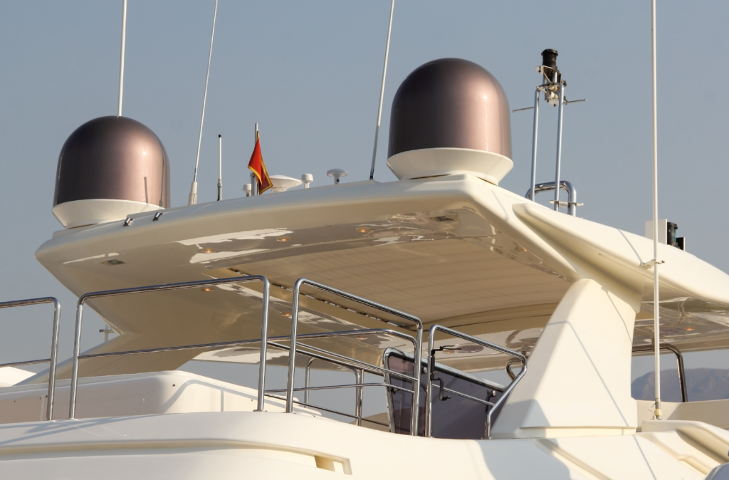 Maritime VSAT antennas