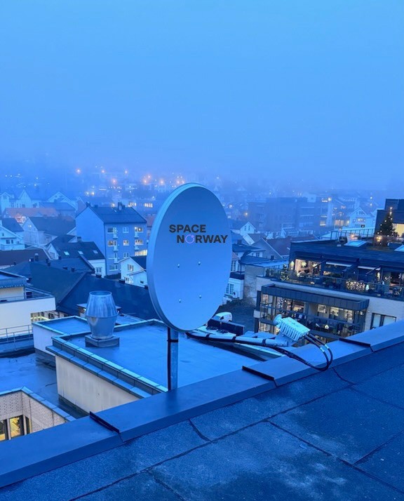 Space Norway satcom antenna for THOR Fixed solution for Emergency Preparedness.